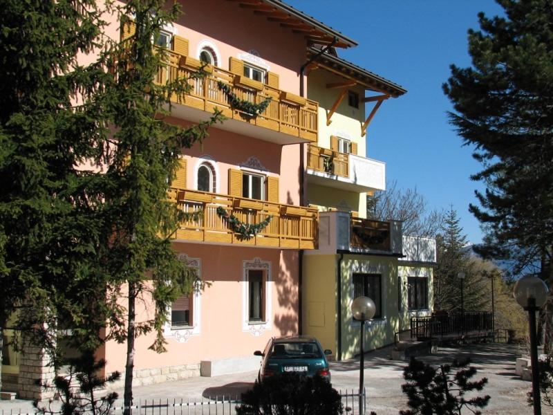 Hotel Fai Fai Della Paganella Esterno foto