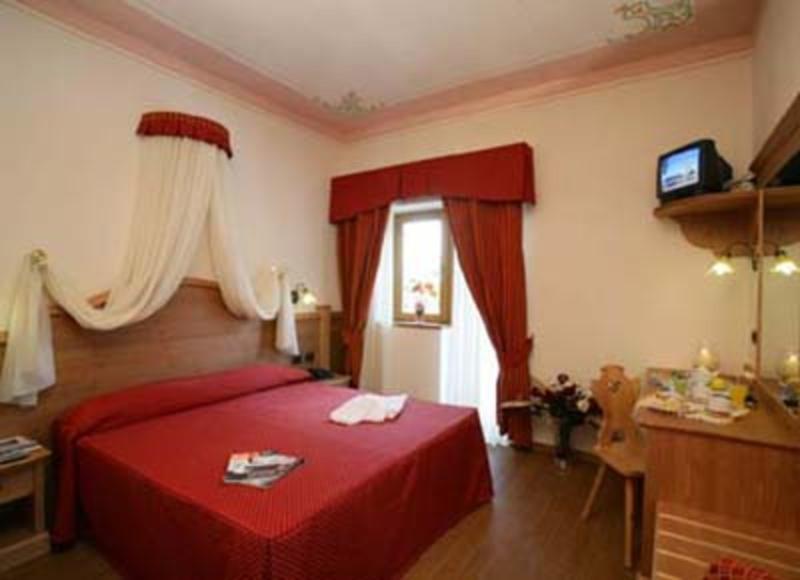Hotel Fai Fai Della Paganella Esterno foto